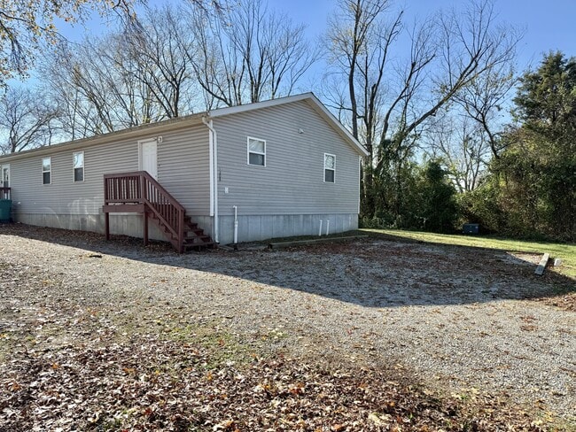 property at 1208 Grand Ave
