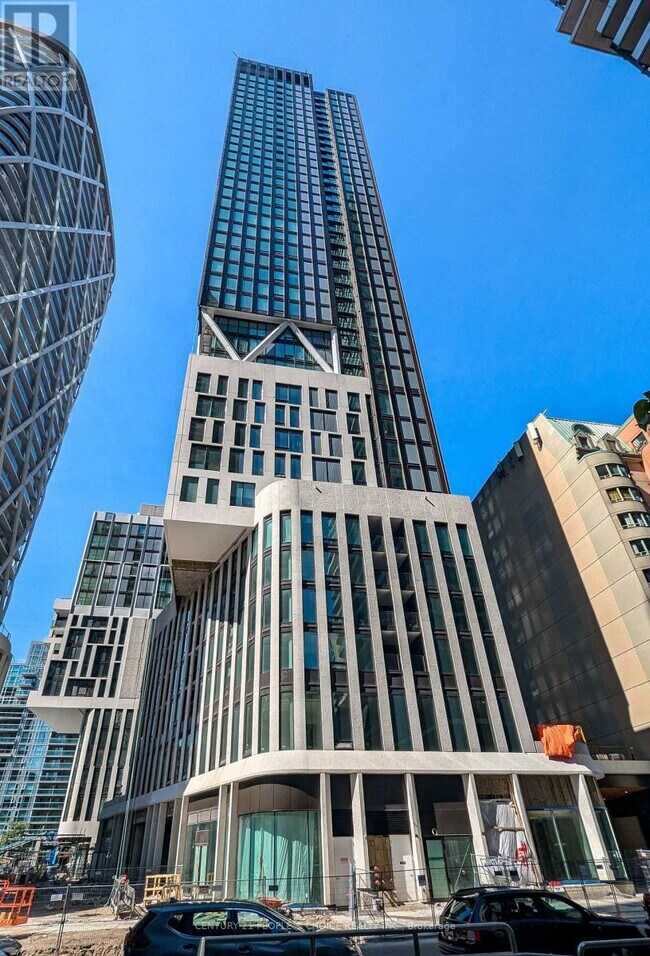 1724-1121 ST PATRICK St in Toronto, ON - Building Photo - Building Photo