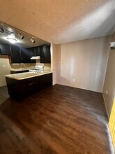 5808 Almendra Ct in Bakersfield, CA - Building Photo - Building Photo