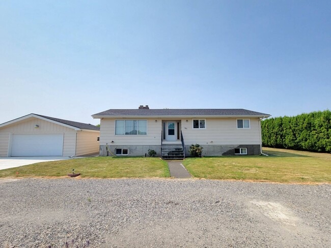 property at 511 W 45th Ave