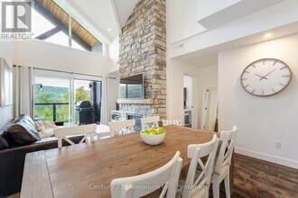 16 Beckwith Ln in Blue Mountains, ON - Building Photo - Building Photo