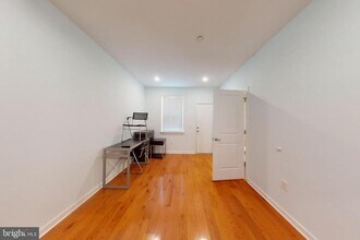 1517 W Seybert St in Philadelphia, PA - Building Photo - Building Photo