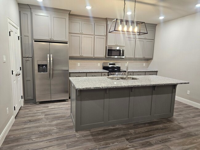 514 E Chase St in Athens, TX - Building Photo - Building Photo