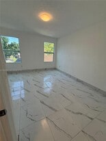 1652 Madison St in Hollywood, FL - Building Photo
