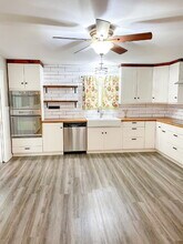 5712 Geneva Ave in Lubbock, TX - Building Photo - Building Photo