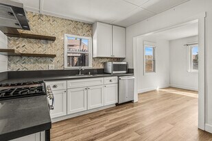 1070 10th St in Imperial Beach, CA - Building Photo