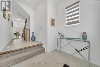 27 Gourlay Farm Ln in North Dumfries, ON - Building Photo - Building Photo