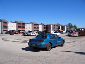 Mariposa Flats Apartments in Houston, TX - Building Photo - Building Photo