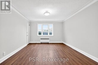 1365 Bayview Ave in Toronto, ON - Building Photo - Building Photo