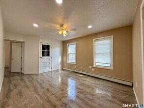 8 Scott St in Naugatuck, CT - Building Photo - Building Photo