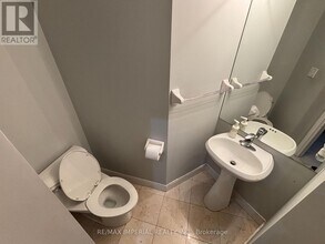 80 Absolute Ave in Mississauga, ON - Building Photo - Building Photo