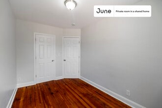 Private bedroom in 4 bed/1 bath Home in Boston, MA - Building Photo - Building Photo