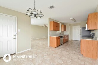 6930 Sandy Point Dr in San Antonio, TX - Foto de edificio - Building Photo