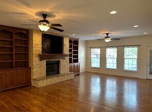 1507 Cross Breeze Ct in Bowling Green, KY - Building Photo - Building Photo