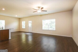 132 Innis Brk Cir in Cartersville, GA - Building Photo - Building Photo