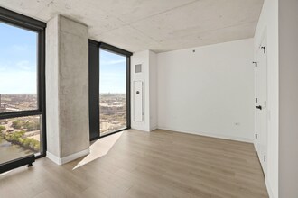 232 W Polk St in Chicago, IL - Building Photo - Building Photo