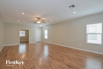 9657 N Deimos Dr in Tucson, AZ - Building Photo - Building Photo