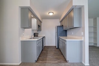 305 Maple Ave in Waukesha, WI - Building Photo - Building Photo