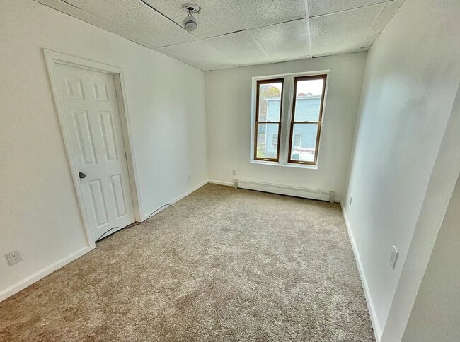 76 Adams Ave