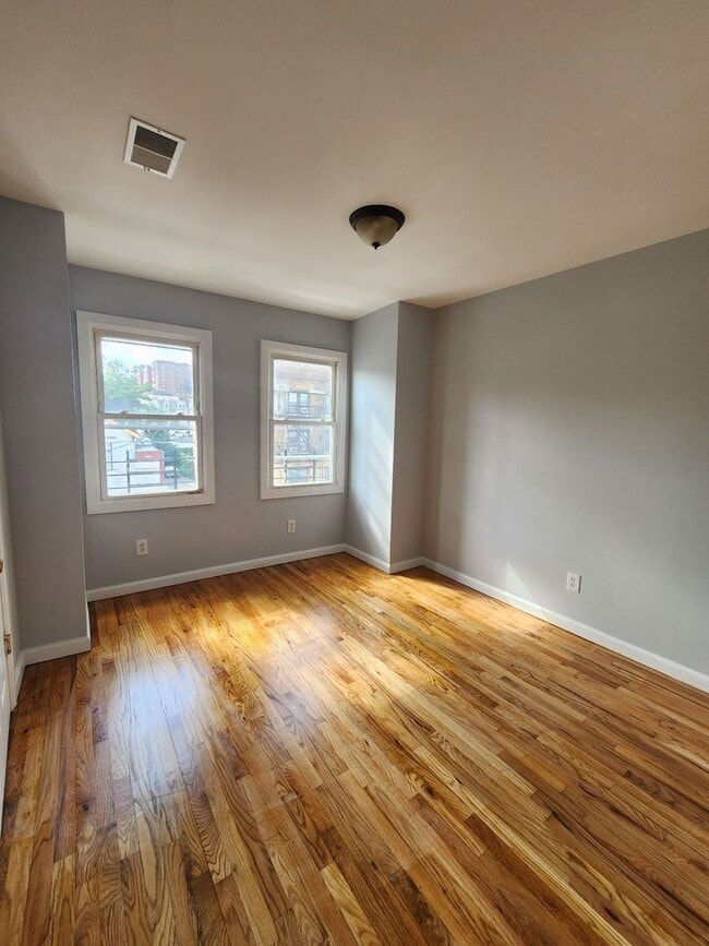 99 Wakeman Ave in Newark, NJ - Building Photo - Building Photo