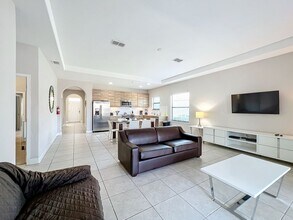 185 Brooke's Pl in Haines City, FL - Building Photo - Building Photo