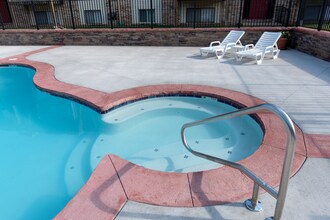 Seminole in Springfield, MO - Building Photo - Building Photo