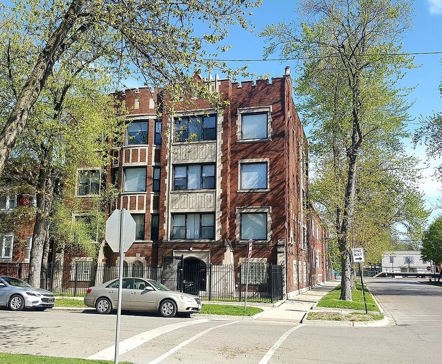 1456 E 71st Pl in Chicago, IL - Foto de edificio