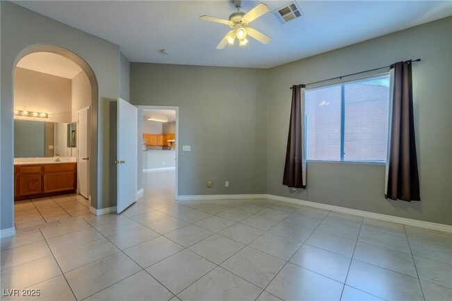 property at 2804 W Agate Ave