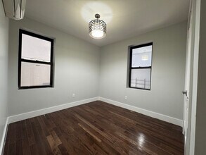 2714 Avenue D in Brooklyn, NY - Foto de edificio - Building Photo