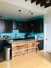 2123 S Ashland Ave, Unit 2 f in Chicago, IL - Building Photo - Building Photo
