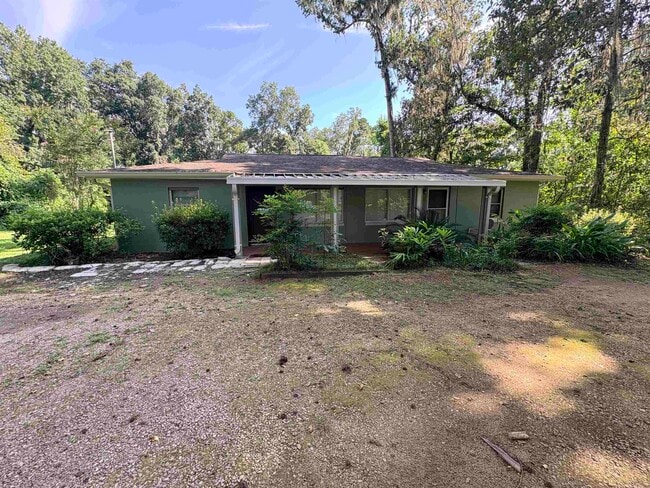 property at 1702 Talpeco Rd