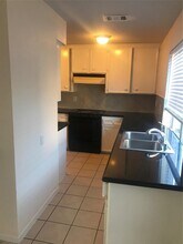 8646 Maplecrest Dr in Houston, TX - Building Photo - Building Photo