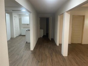 622 S Charles St in Sherman, TX - Building Photo - Building Photo