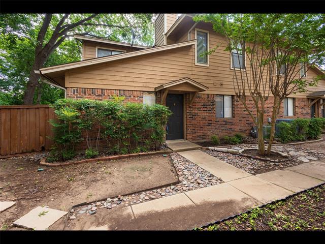5714 Cedar Creek Dr in Benbrook, TX - Building Photo - Building Photo
