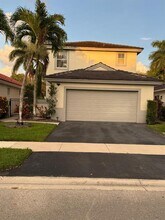 288 NW 74th Way in Plantation, FL - Building Photo - Building Photo