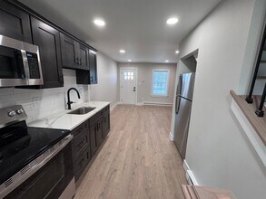 228 Church St in Alburtis, PA - Building Photo - Building Photo