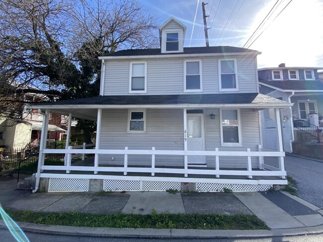 property at 819 Manor St