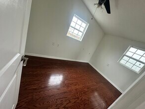 3220 California Ave in Kenner, LA - Foto de edificio - Building Photo