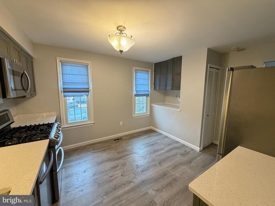 12629 English Orchard Ct in Silver Spring, MD - Building Photo