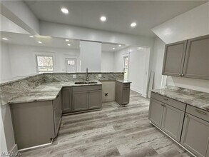 338 N Wooster Ave in Strasburg, OH - Building Photo - Building Photo