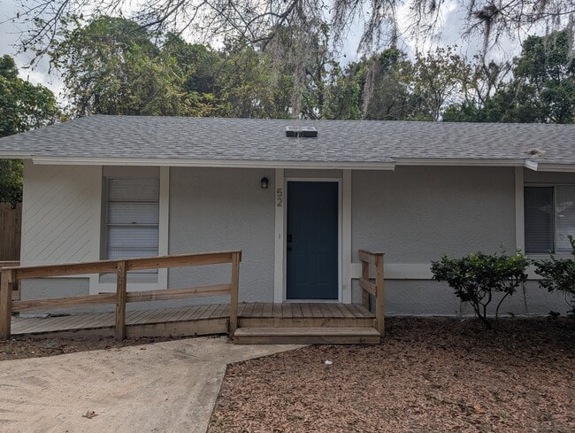 52 Saint Johanna Dr in Oviedo, FL - Foto de edificio - Building Photo