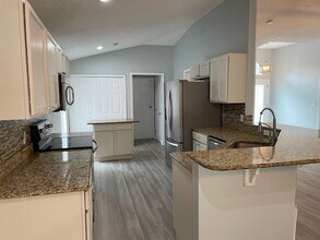 1980 Peridot Cir in Kissimmee, FL - Building Photo - Building Photo