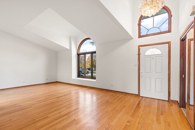 17709 Peacock Ln in Tinley Park, IL - Building Photo - Building Photo