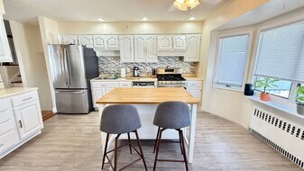 29 Edgewater Ave in Massapequa, NY - Building Photo