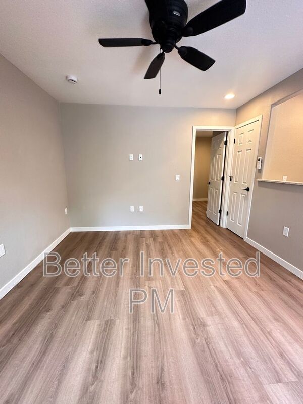 680 N State St in Ukiah, CA - Building Photo - Building Photo