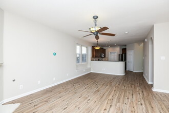 4913 Happy Trail in Fort Worth, TX - Building Photo - Building Photo