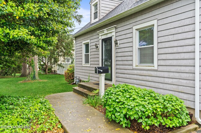 property at 17 Locust Ave