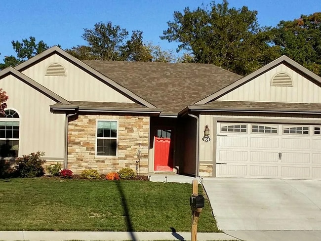 property at 904 S Louisville Dr