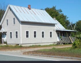 131 W Bethel Rd in Bethel, ME - Building Photo - Building Photo