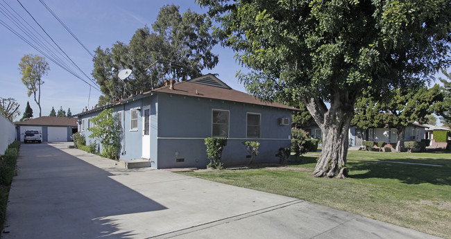 6191 Indiana St in Buena Park, CA - Foto de edificio - Building Photo